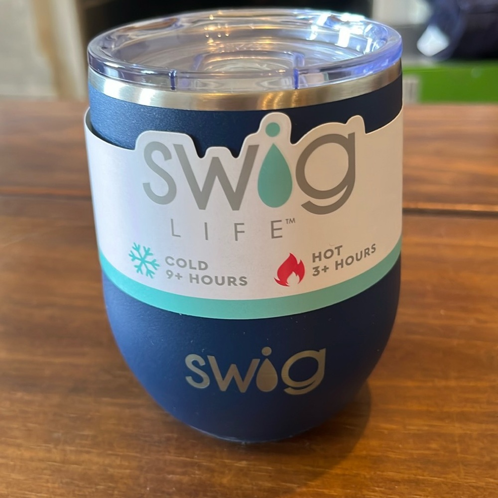 Swig Life Navy Stemless Wine Cup 12oz NWT